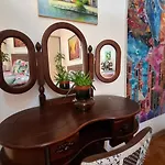Stylish King Downtown Апартаменты *