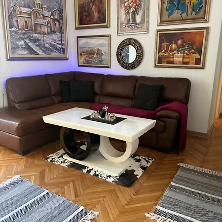 Stylish King Downtown