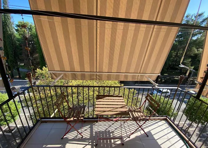 Stylish King Downtown Apartment Podgorica